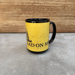 “Don't Tread On Me” 15oz Ceramic Mug – Classic Patriotic Drinkware