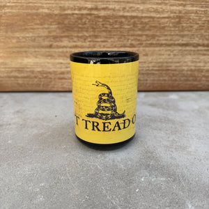 “Don't Tread On Me” 15oz Ceramic Mug – Classic Patriotic Drinkware
